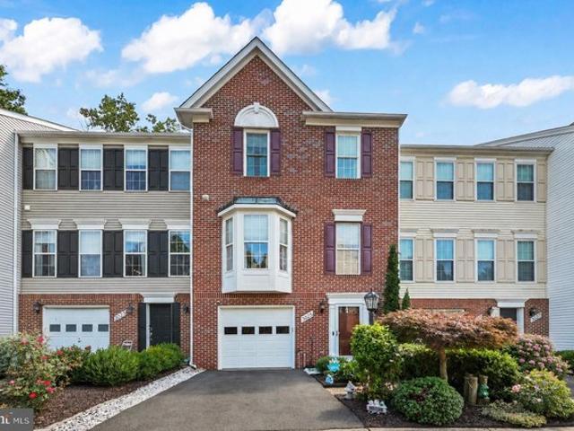 Townhouse for sale in Oakton, Fairfax County