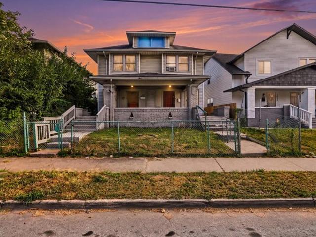 House for sale in Near Eastside, Camby