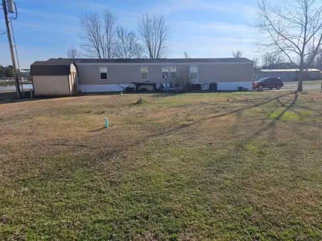 House for rent in Benton