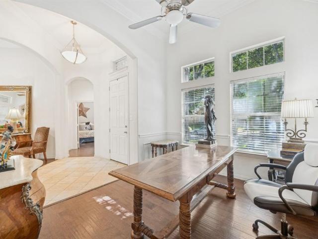 House for sale in Farmers Branch, Dallas County