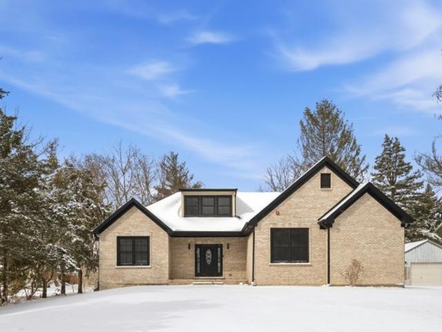 House for sale in Arlington Heights, Illinois