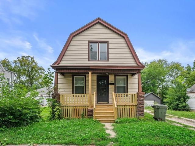 House for sale in Milwaukee, Wisconsin