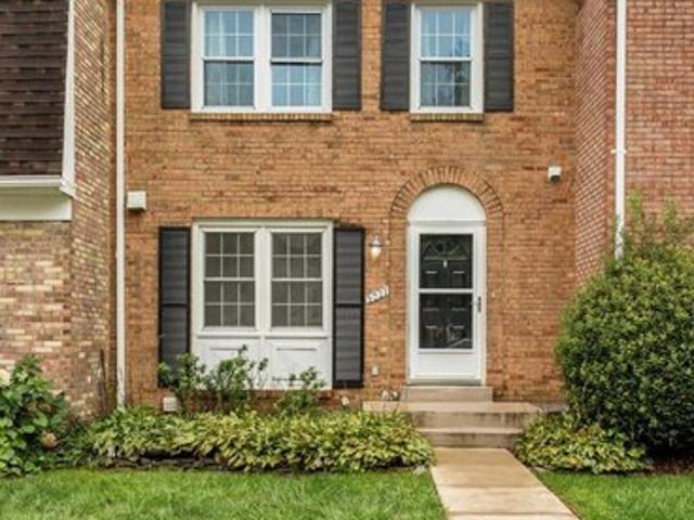 Townhouse for sale in Virginia