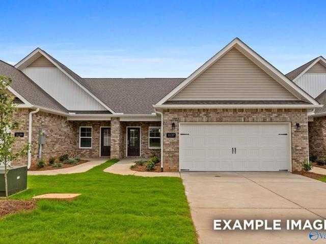 Townhouse for sale in Decatur, Alabama