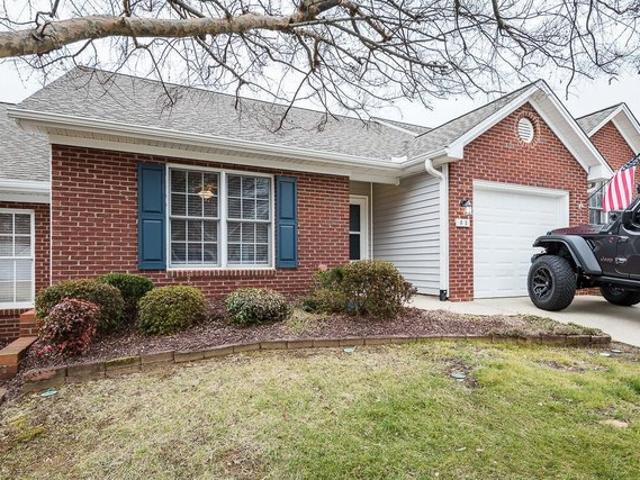 Townhouse for sale in Alamance, North Carolina