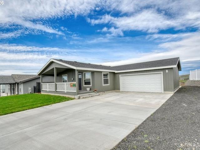 House for sale in Oregonia