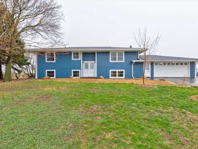 House for sale in Dallas Center, Iowa