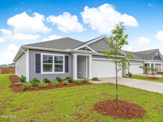 House for sale in Bolivia, North Carolina