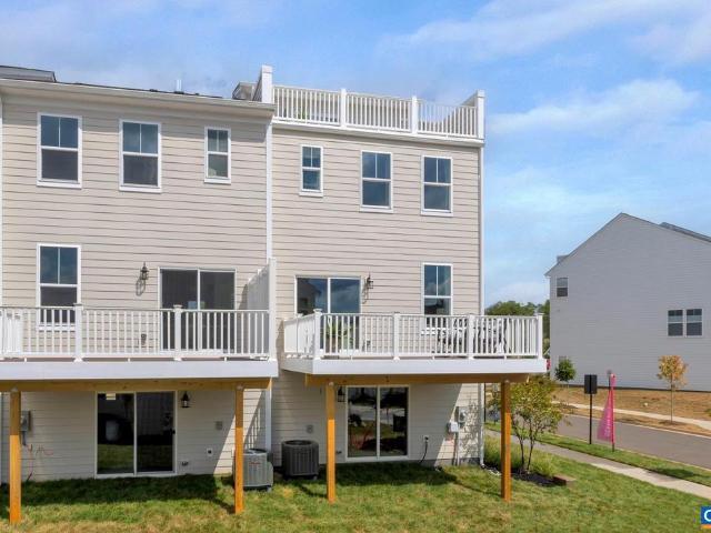 Townhouse for sale in Virginia
