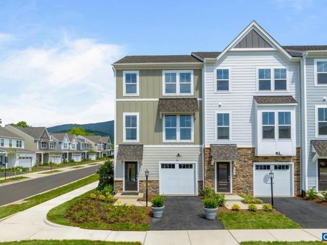 Townhouse for sale in Pleasant Green, Crozet