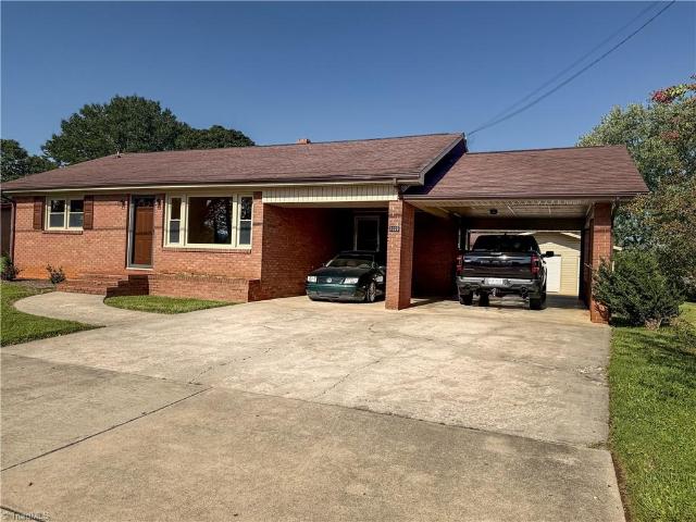 House for sale in Millers Creek, North Carolina