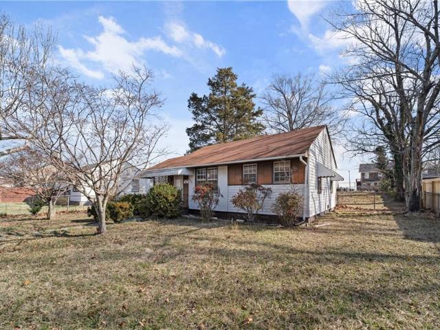 House for sale in Pfafftown, North Carolina