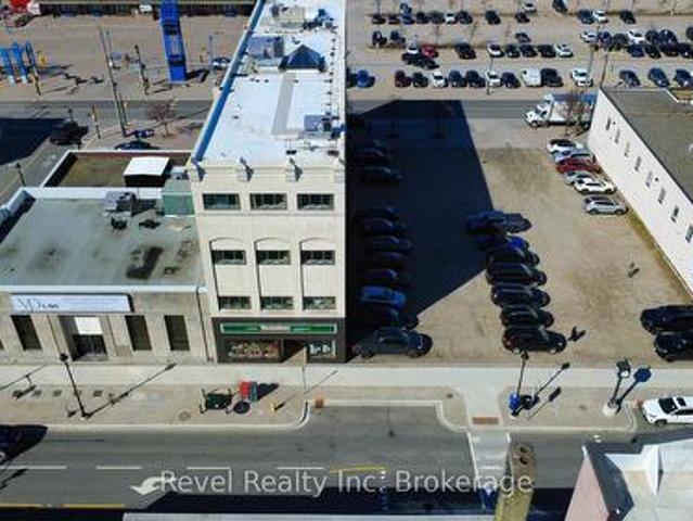 Commercial for rent in North Bay, Ontario