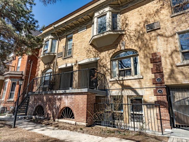Condo for sale in Woburn, Ontario