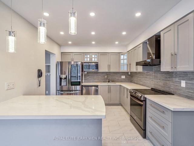 Condo for rent in Woburn, Ontario