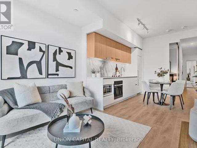 Condo for sale in Woburn, Ontario