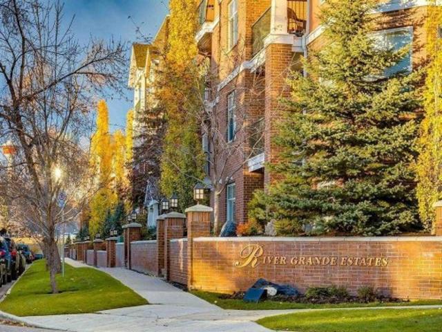 Condo for sale in Erlton, Calgary