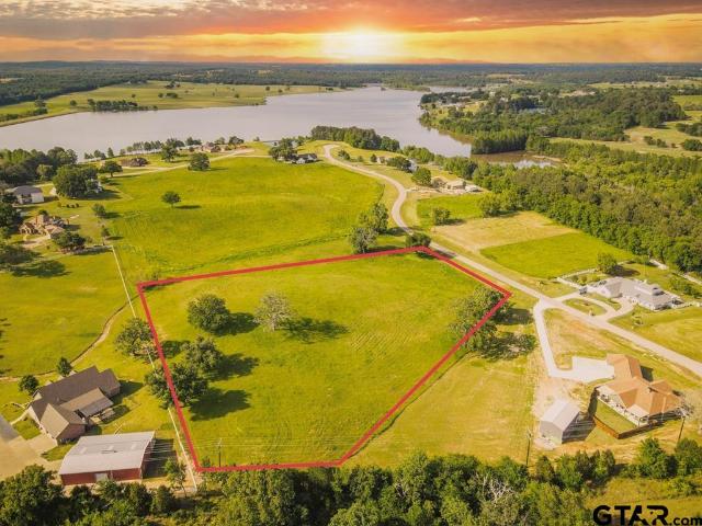 Land for sale in Henderson, Texas