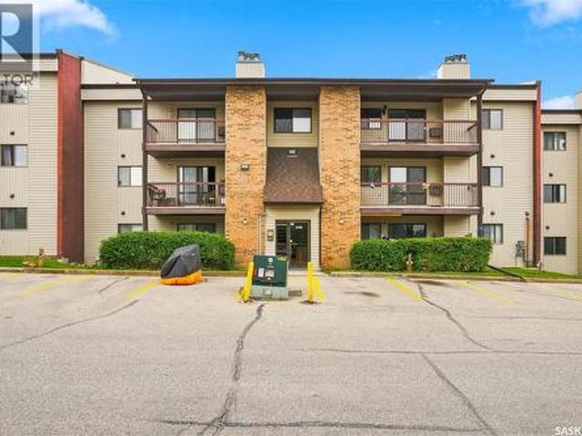 Condo for sale in Lakeview, Saskatoon