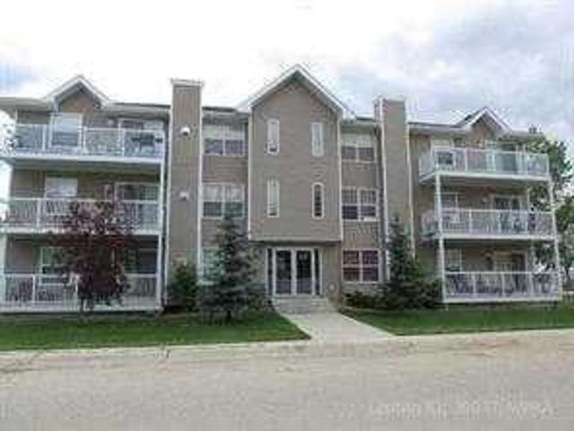 Apartment for sale in Fox Creek, Alberta