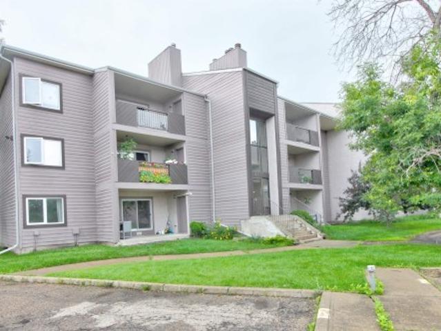 Condo for sale in Saint Albert, Alberta