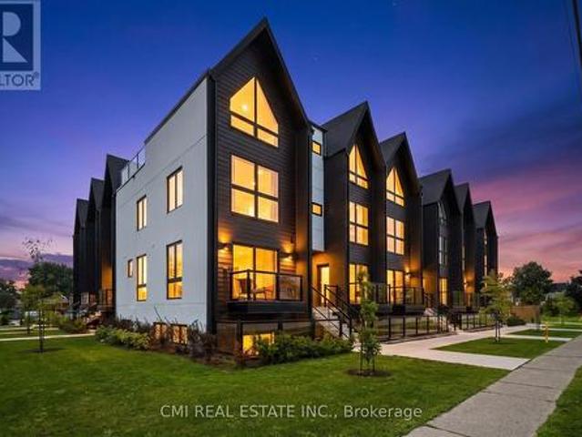 Townhouse for sale in Niagara, Ontario