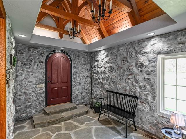 House for sale in Pinehurst, Cranberry Township