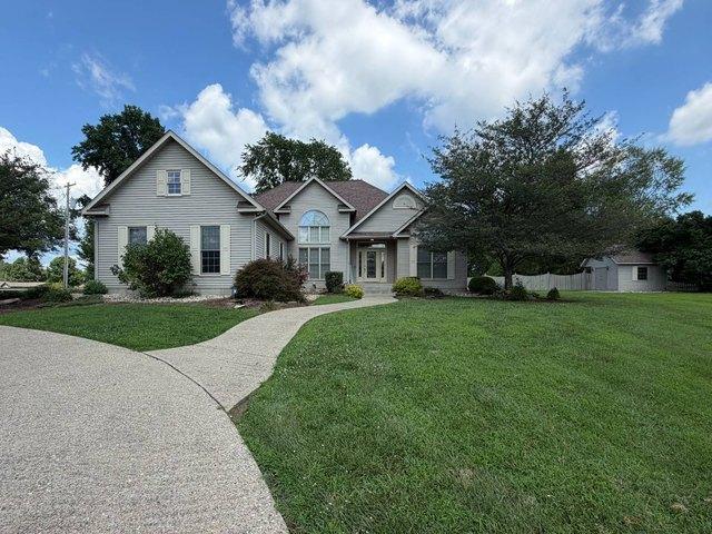 House for sale in Lawrenceville, Illinois
