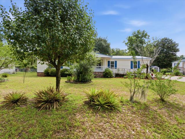 House for sale in Bonneau, South Carolina