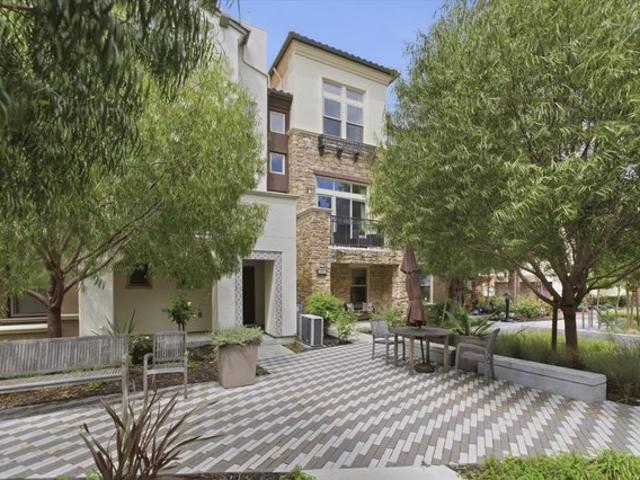 Townhouse for sale in Mountain View, California