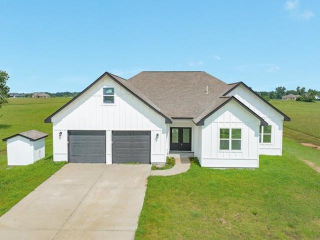 House for sale in Angleton, Texas