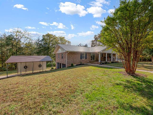 House for sale in Cave City, Kentucky