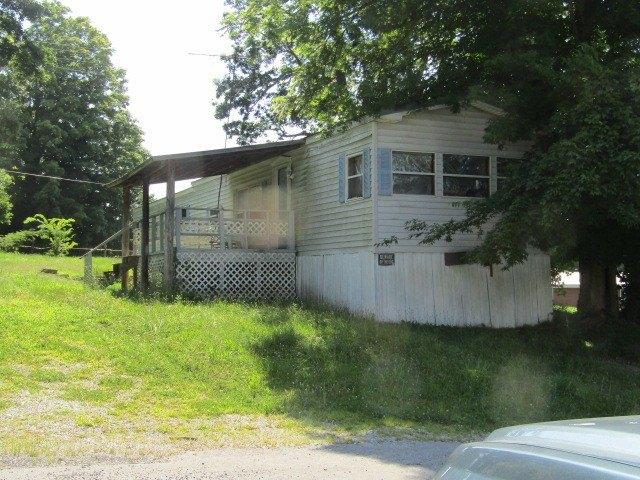 House for sale in Elizabethtown, Illinois