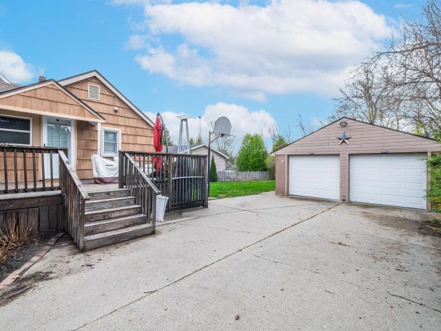 House for sale in Fenton, Michigan