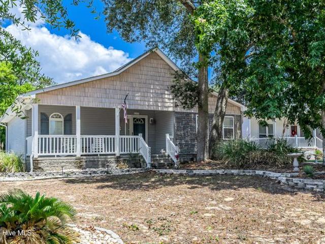 House for sale in Oak Island, North Carolina