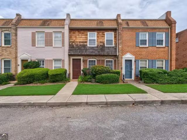 Condo for sale in Athens