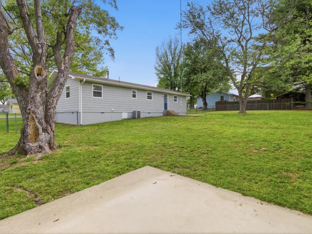 House for sale in Barry, Missouri