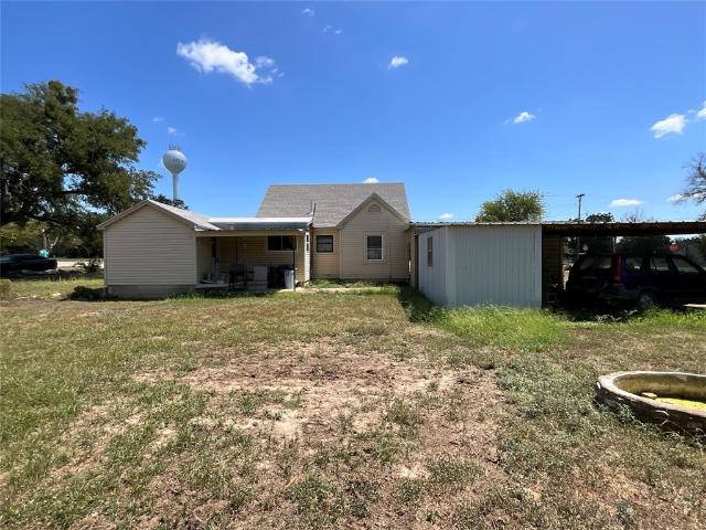 House for sale in Hamilton, Texas