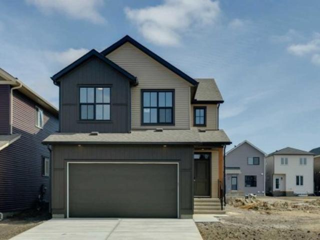 House for sale in Sora, Calgary
