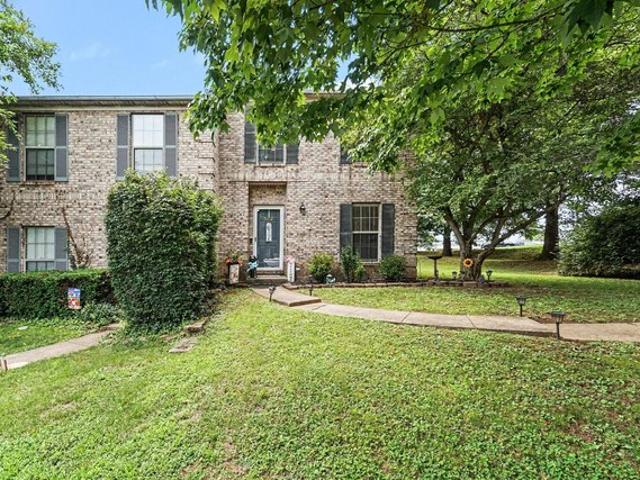 House for sale in Paris, Kentucky