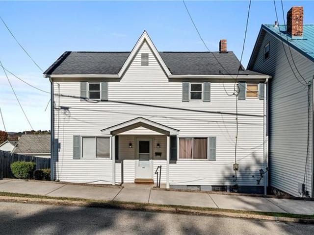 House for sale in Vandergrift Heights, Vandergrift