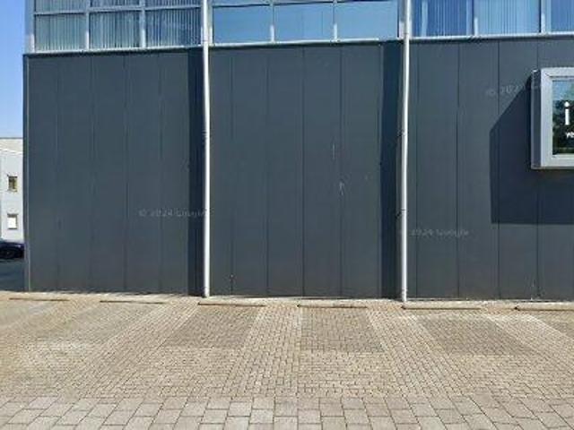 Bedrijfspand te huur in Het Witte Lam, Groningen