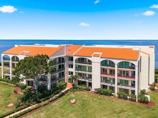 Condo for sale in Tarpon Springs, Florida