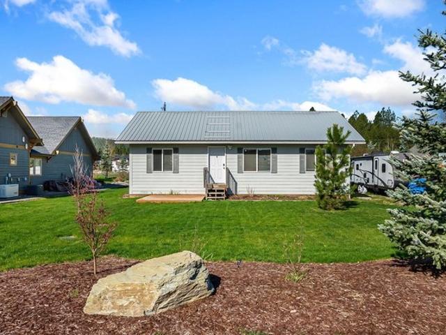 House for sale in Dover, Idaho