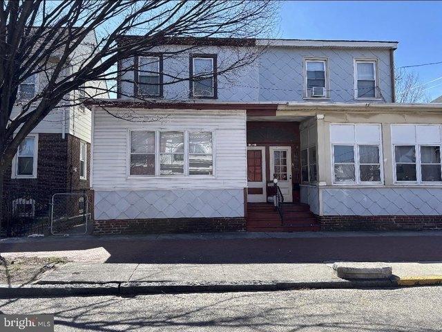 Townhouse for sale in Gloucester City, New Jersey