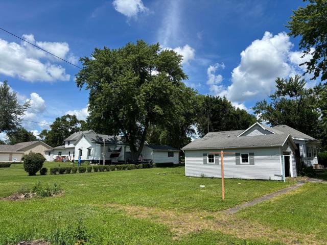 House for sale in Marshall, Illinois