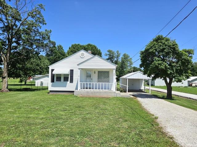 House for sale in Walnut Grove, Missouri