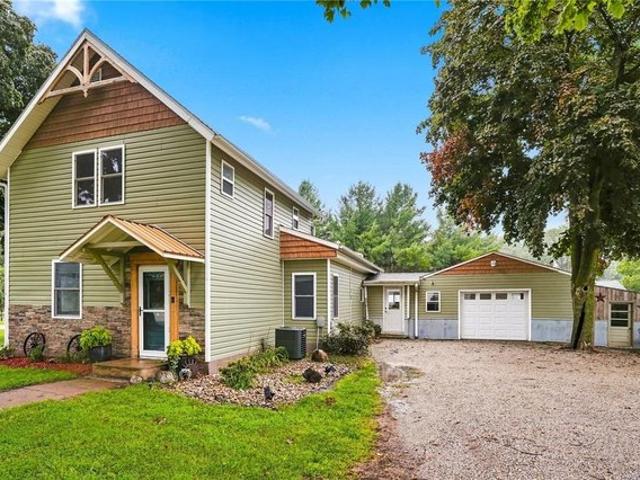 House for sale in Rowley, Iowa