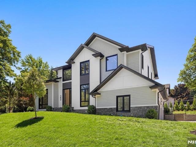 House for sale in Haworth, New Jersey