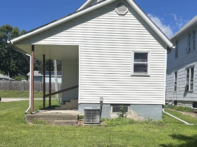 House for sale in Kewanee, Illinois